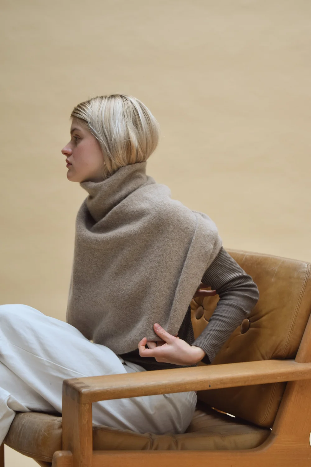 Cecilie Telle ポンチョ cecilie telle ポンチョ